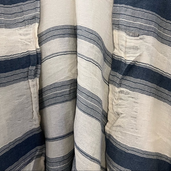 Garage Striped Shawl - Picture 5 of 5